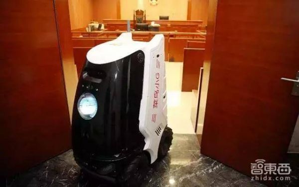 京东菜鸟物流战互掐 机器人已展开决斗!